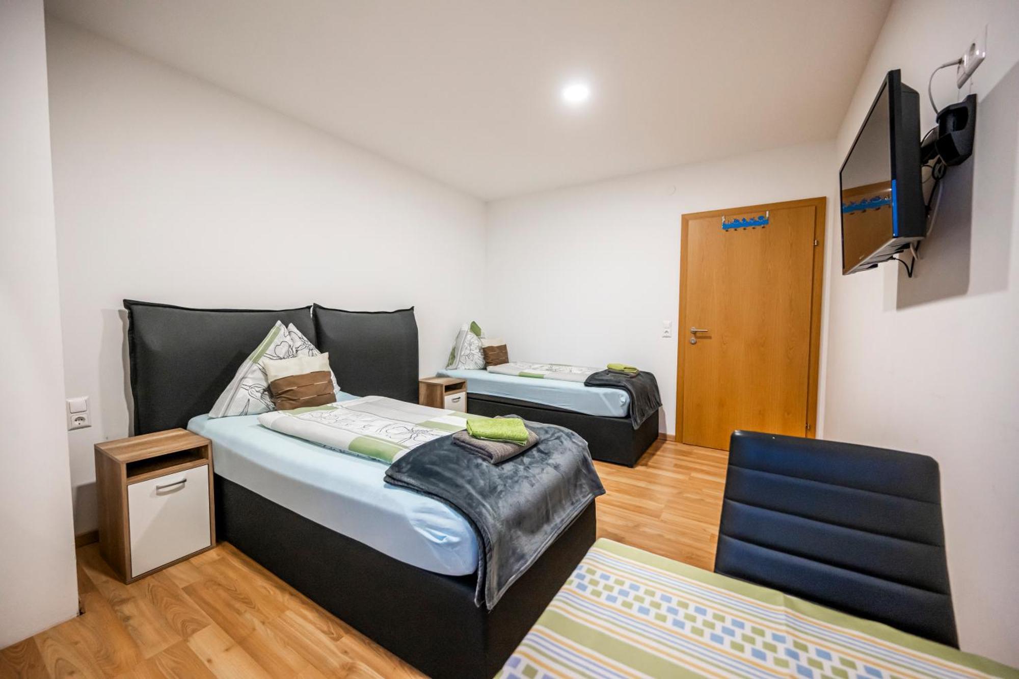 Die Schlafstube - Bed & Breakfast Zeltweg Dış mekan fotoğraf