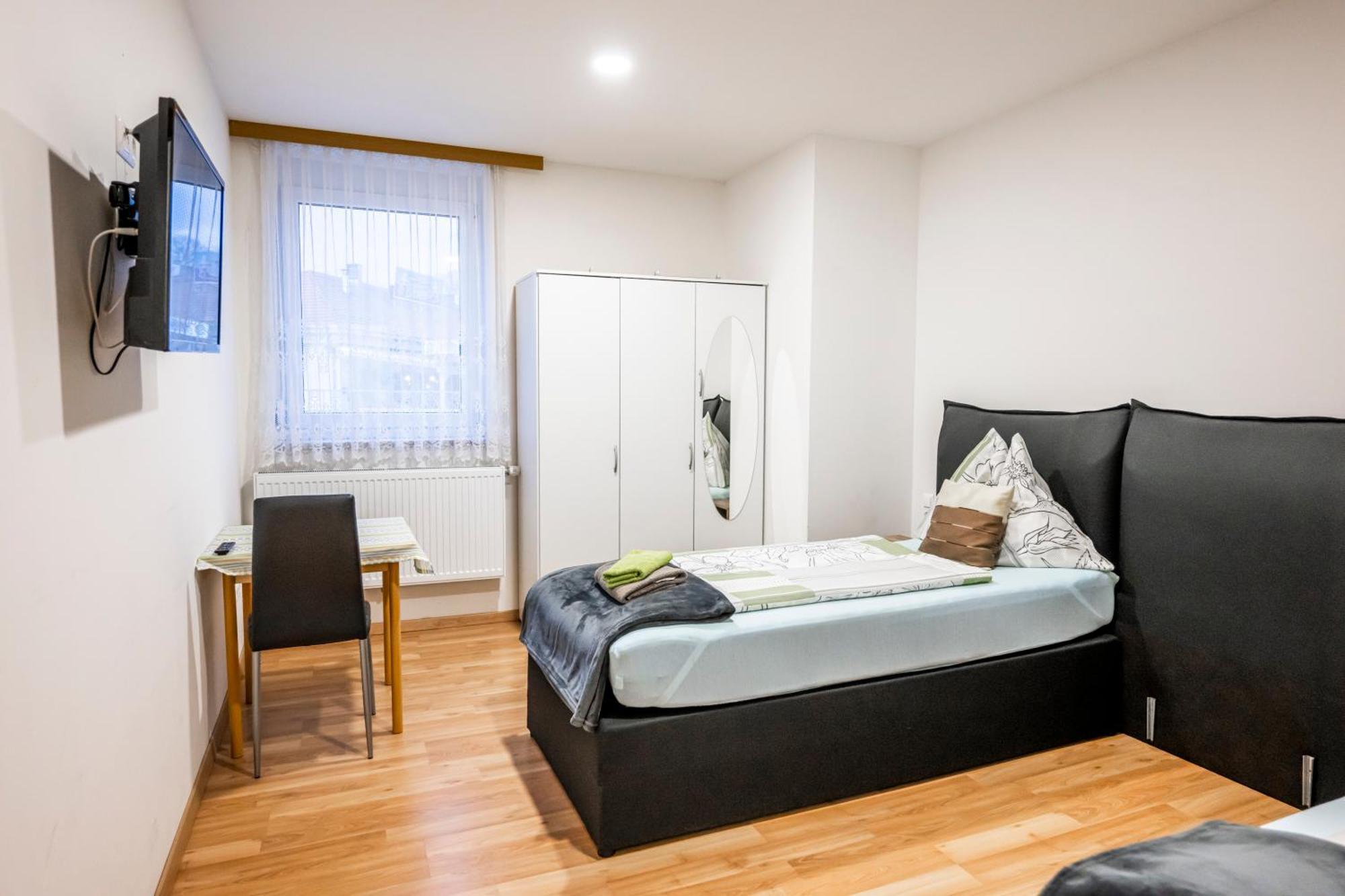 Die Schlafstube - Bed & Breakfast Zeltweg Dış mekan fotoğraf