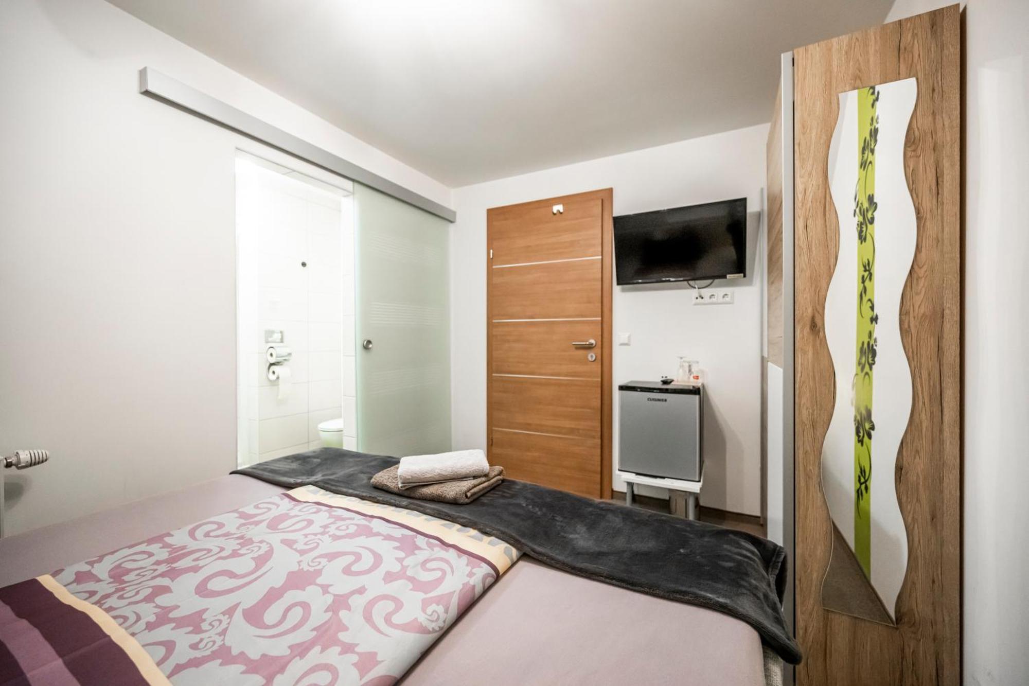 Die Schlafstube - Bed & Breakfast Zeltweg Dış mekan fotoğraf
